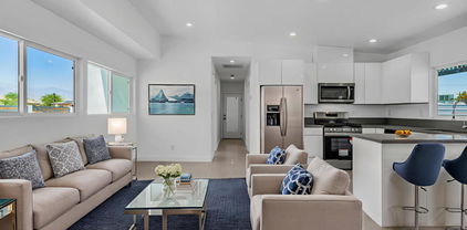567 W Sunview Avenue, Palm Springs