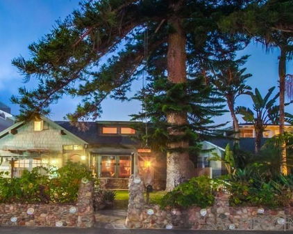 438 Retaheim Way, La Jolla