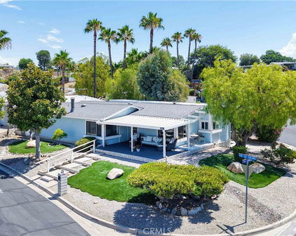 38344 Via La Colina, Murrieta