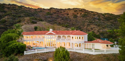 25665 Mulholland Highway, Calabasas