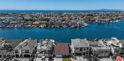 16661 Carousel Lane, Huntington Beach