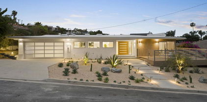 5851 Box Canyon, La Jolla