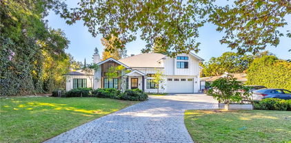 5225 Topeka Drive, Tarzana