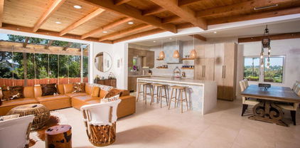 1047 Highland Dr, Del Mar