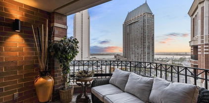 500 W Harbor Unit 1318, Downtown
