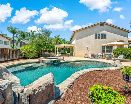 23401 Rouge River Lane, Murrieta
