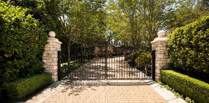 9996 Sunset Boulevard, Beverly Hills