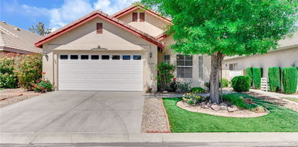 11241 Pleasant Hills Drive, Apple Valley