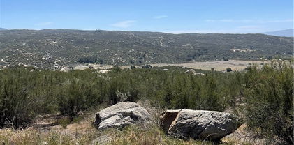 35410 Willow Creek Road, Hemet