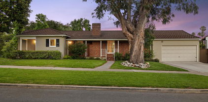2306 Glen Canyon Road, Altadena