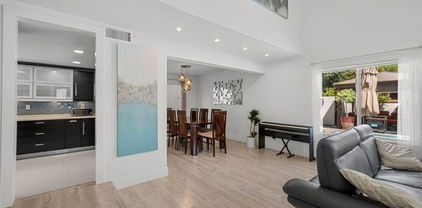 22835 Styles Street, Woodland Hills