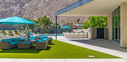 586 Polaris Court, Palm Springs