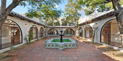 28690 Mountain Lilac Road, Escondido