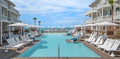 1500 Orange Avenue Unit Shore House Residence 20, Coronado