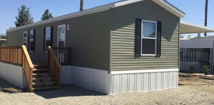 725 Thornton Avenue Unit 79, Hemet