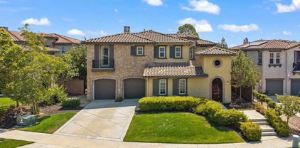 5527 Alexandrine Ct, Oceanside