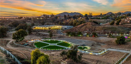 40880 De Portola Road, Temecula