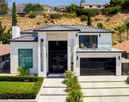 3032 Amigos Drive, Burbank image