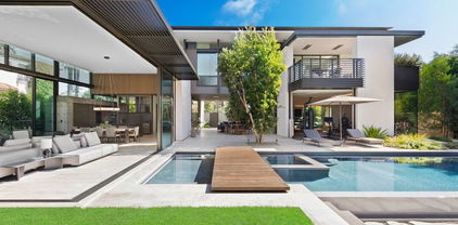 1115 Georgina Avenue, Santa Monica