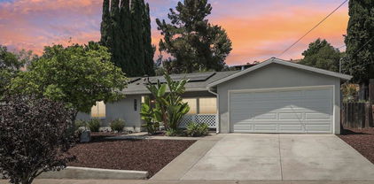9466 Galston Dr, Santee