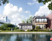 410 Linnie Canal, Venice image
