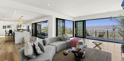 7308 Pacific View Drive, Los Angeles
