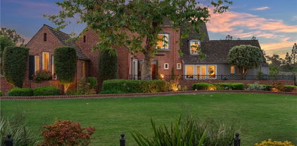 4275 Country Club Drive, Long Beach