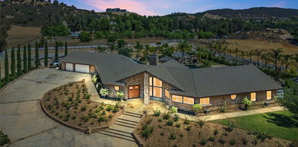 37789 Avenida La Cresta, Murrieta