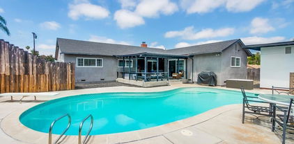 1438 Moon Rd, Vista