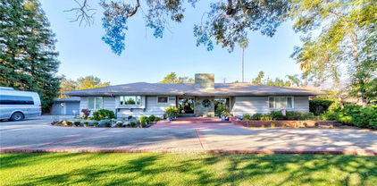 645 W Foothill Boulevard, Arcadia