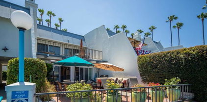 37 Antigua Ct, Coronado