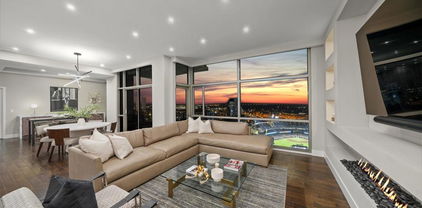 800 The Mark Ln Unit 3003, Downtown
