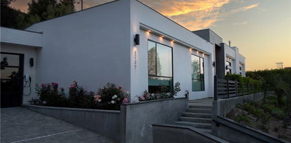 4737 Dunas Lane, Tarzana
