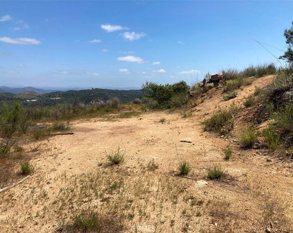 5 Crumley Court, Temecula