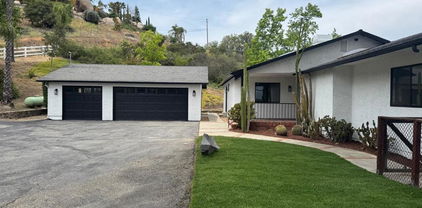 28983 Mountain Meadow Rd, Escondido