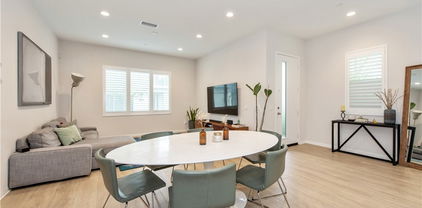 153 Spectacle, Irvine
