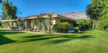 2264 Oakcrest Drive, Palm Springs