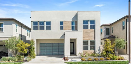 211 Wild Flower, Lake Forest