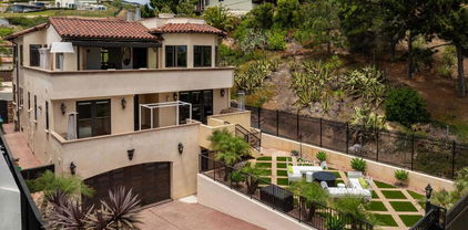 1045 Van Nuys St, Pacific Beach/Mission Beach