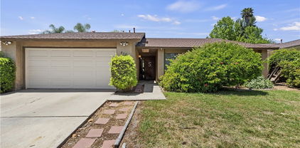 819 Shade Tree Lane, Fallbrook
