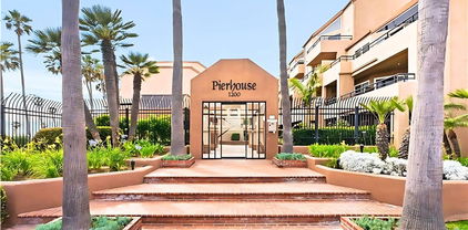 1200 Pacific Coast Unit 102, Huntington Beach