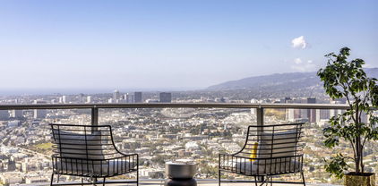 211 Elm Court Unit PH40A, Los Angeles