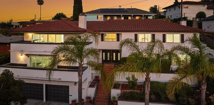 4367 Summit Dr, La Mesa