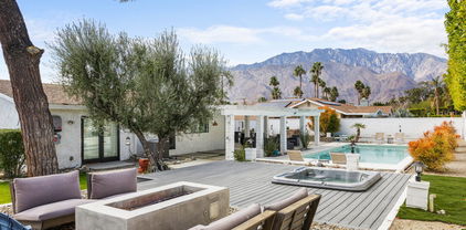 2826 E San Marino Road, Palm Springs