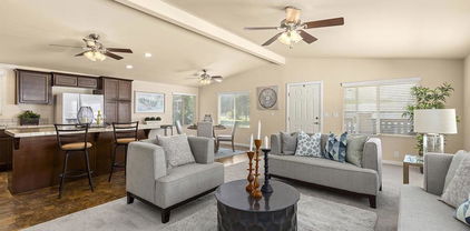 525 W El Norte Parkway Unit 39, Escondido