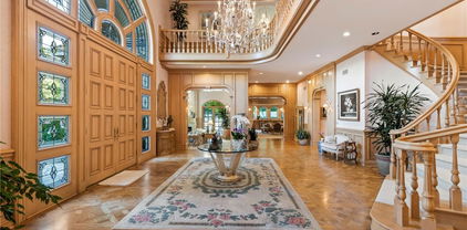 4537 Ellenboro Way, Woodland Hills