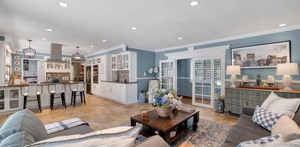 7951 Woodlake Avenue, West Hills