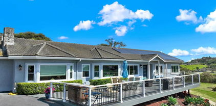4710 Sleeping Indian Road, Fallbrook