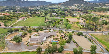 40190 Via Caballos, Murrieta