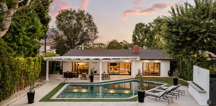 6401 Riggs Place, Los Angeles